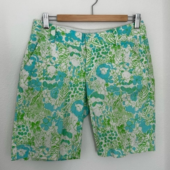 Lily Pulitzer The Chipper Shorts Green Blue White Floral Animal Print Size 2 - Picture 1 of 9